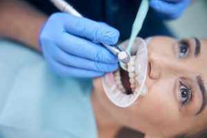 Wszystko, co musisz wiedzieć o periodontologii.